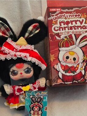 Baby Three Merry Christmas SECRET with Angry Eyes!